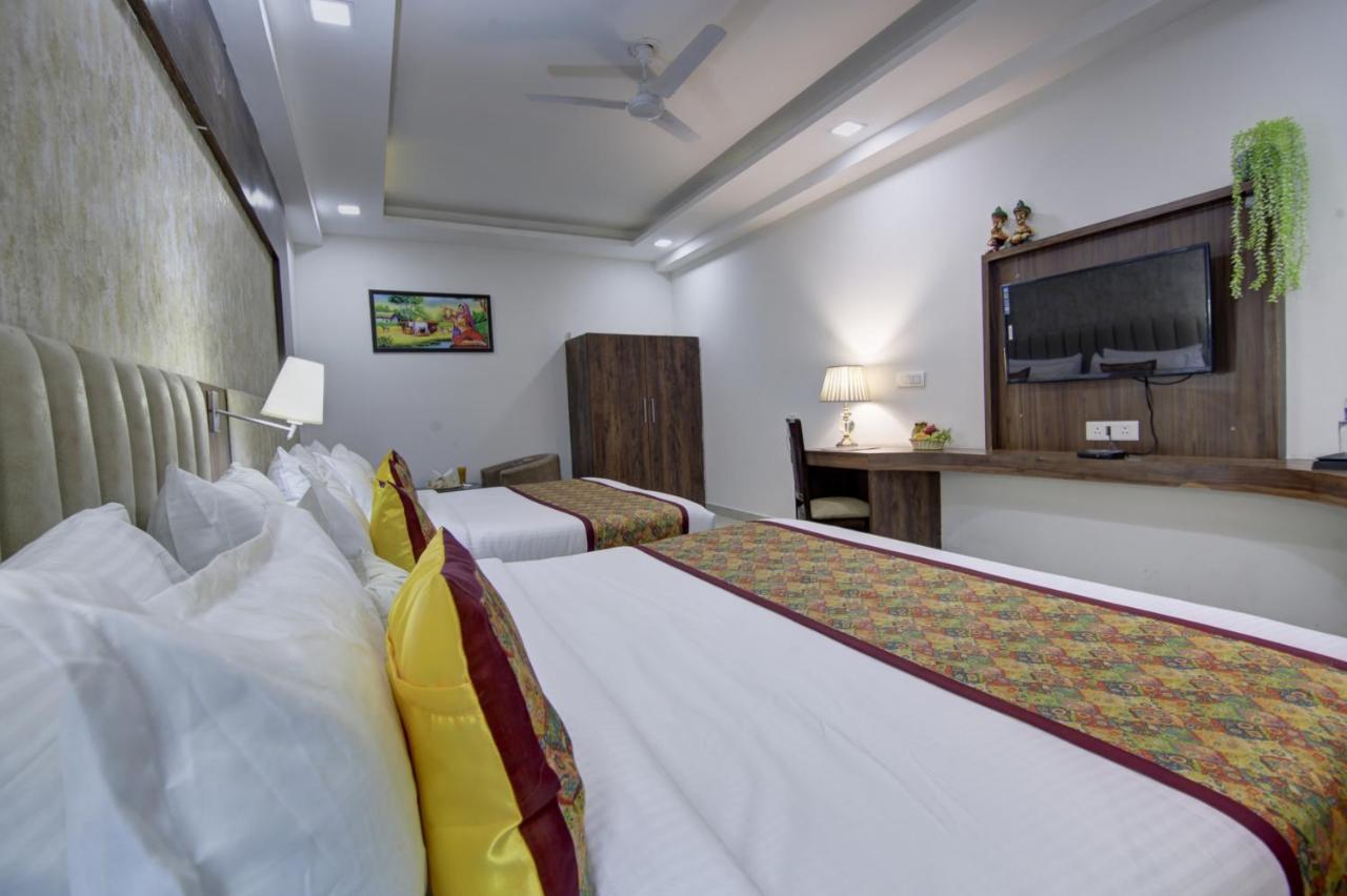 Hotel The Prithvi Near Delhi Airport Nueva Delhi Exterior foto