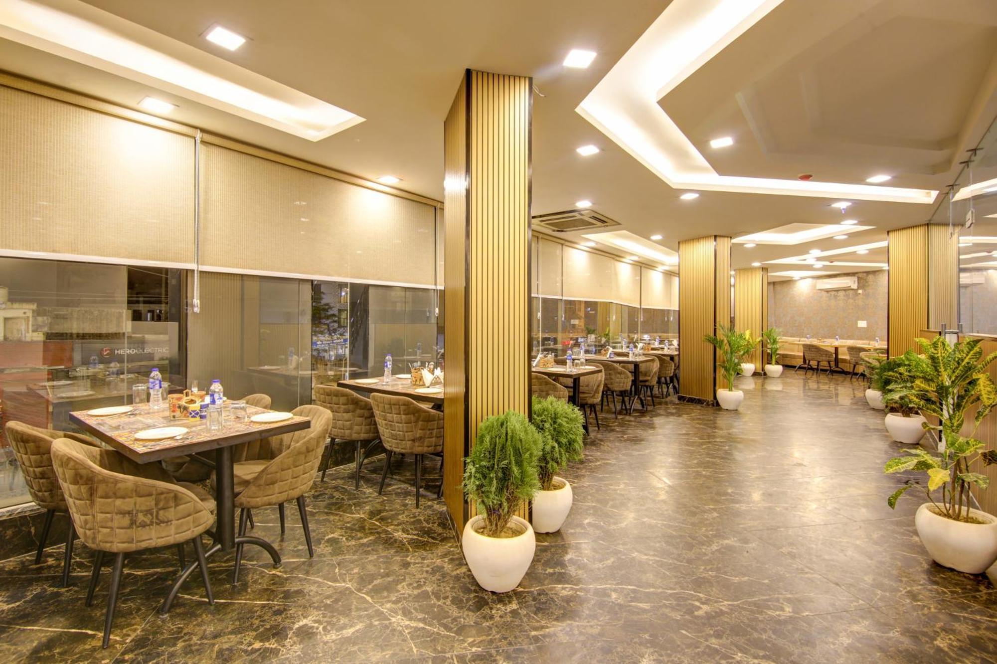 Hotel The Prithvi Near Delhi Airport Nueva Delhi Exterior foto
